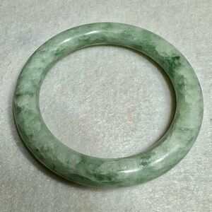 Natural Guizhou Jade Jadeite 10.95mm Bracelet 7.25” #805